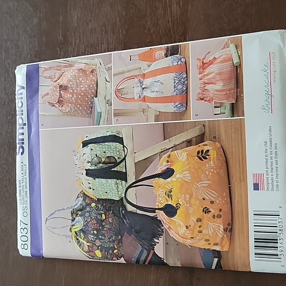 Simplicity backpack, Tote and cosmetic bag pattern sewing